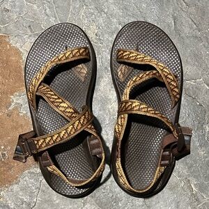 Men’s Chaco Sandals - size 8